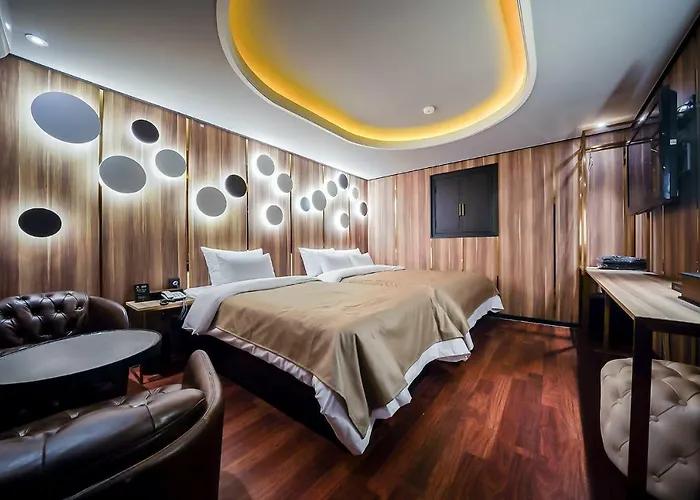 The Gray Hotel *